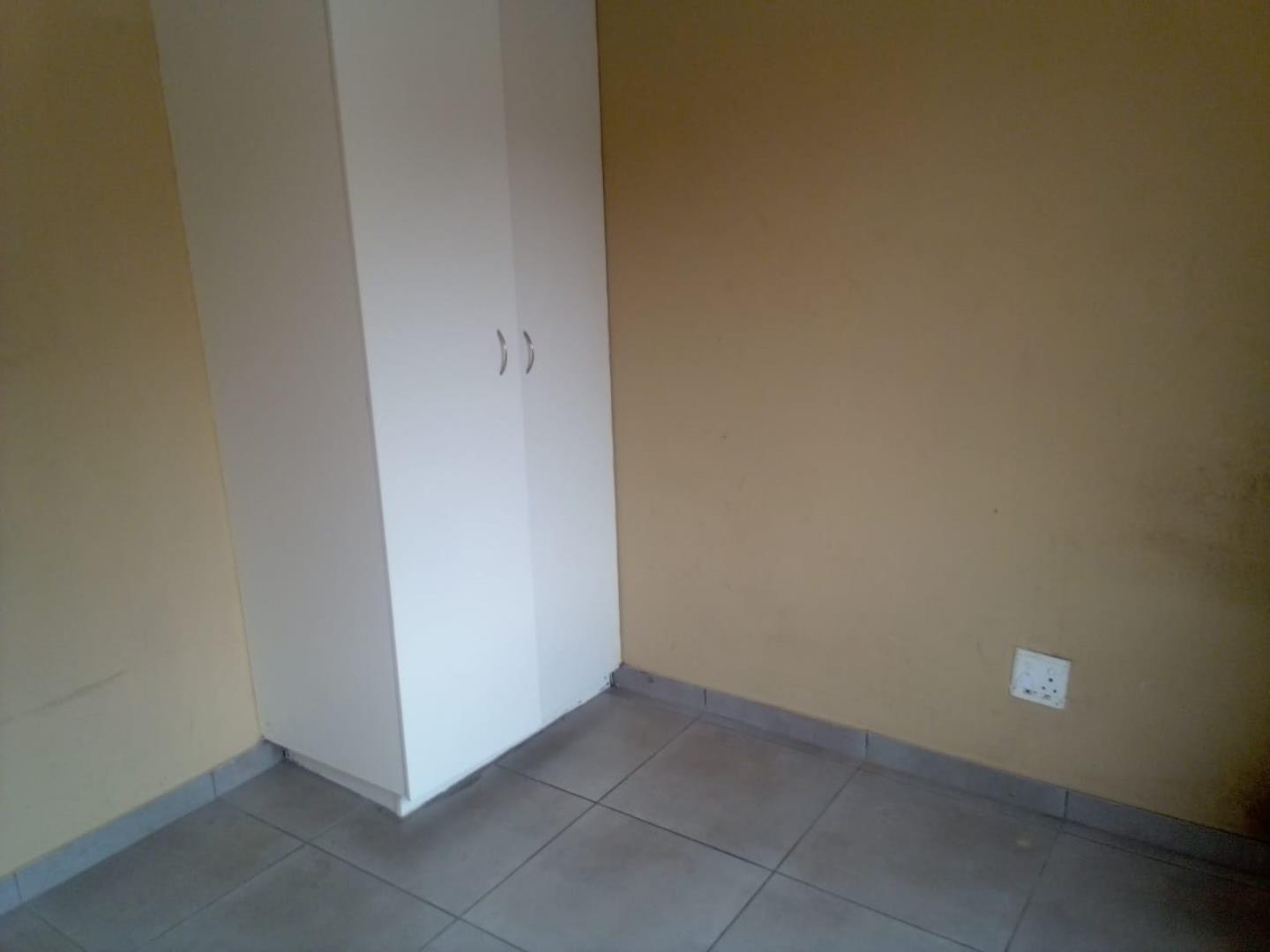 603947_WhatsApp